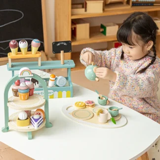 Wooden Pretend Play Kitchen Toys Coffee Machine Juicer Mixer Ice Cream Cake Tea Set Toy Children Play House Toys for Girls Kids