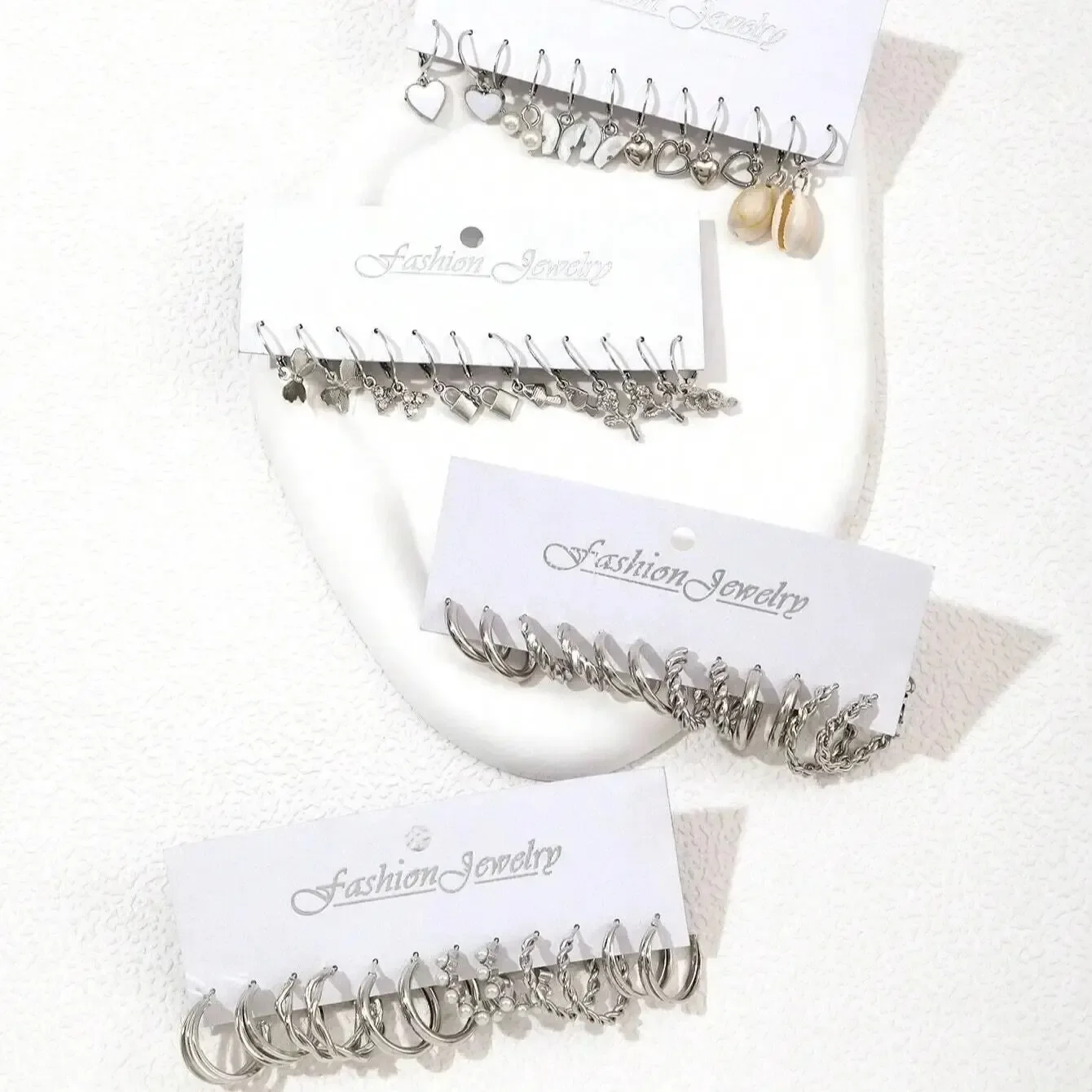 48 Pcs Fashion Faux Pearl Decor Twist Design Hoop Earrings For Women Silver Color Heart Earring For Daily Life Jewelry Gifts New - الصورة 4