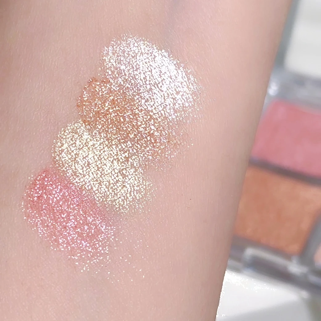 4-Color Face Highlighter Palette, Pearly Glitter Shimmer Smooth Baked Powder, Lasting Sparkling Highlighter Makeup - Image 6
